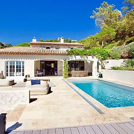 Petite Sirene - Les Issambres Hotel